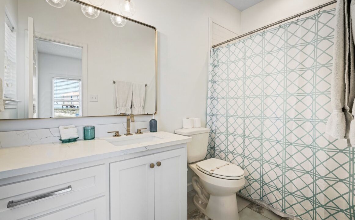 Photo of Bathroom in Dauphin Island