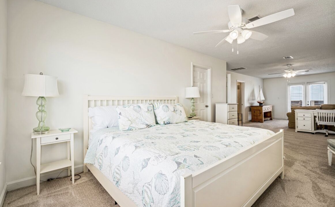 Photo of Bedroom in Dauphin Island