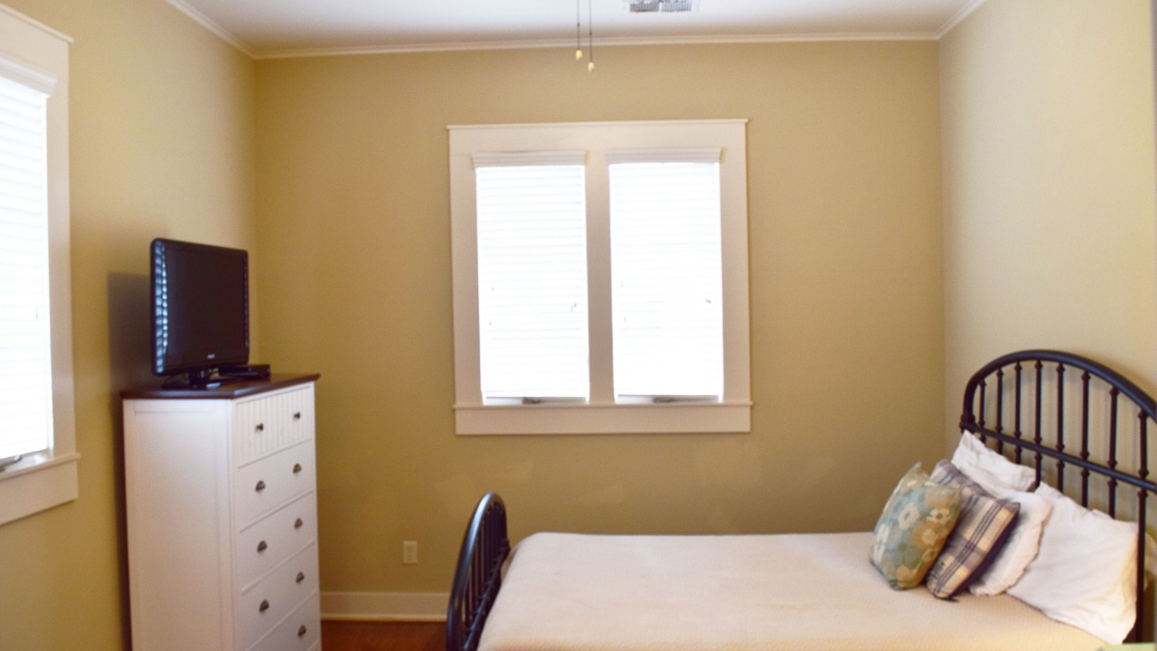 Photo of Bedroom in Alexander City
