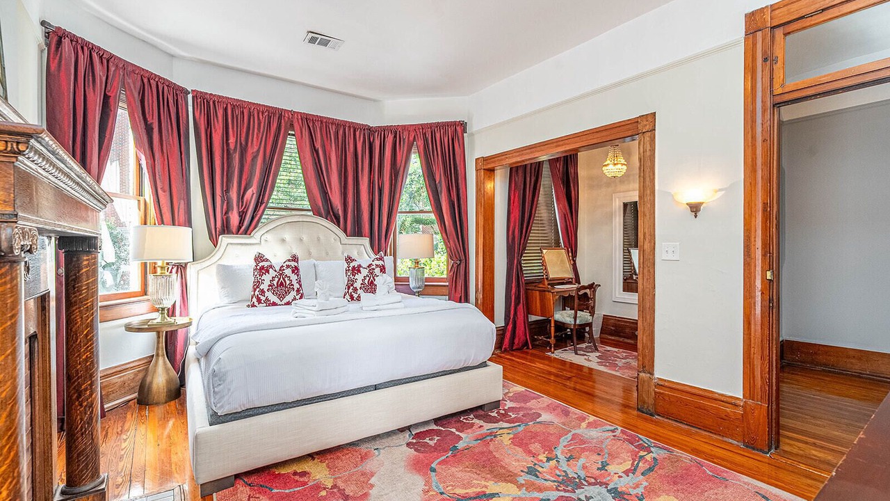 Photo of Bedroom in Historic Downtown Savannah