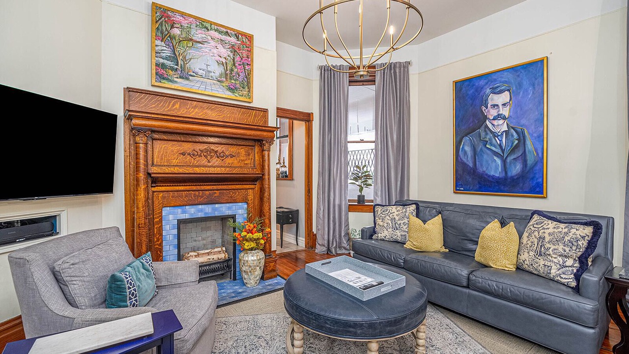 Photo of Livingroom in Historic Downtown Savannah