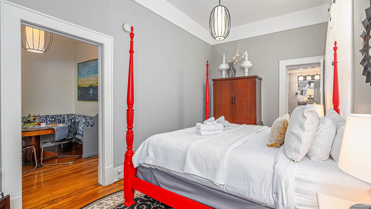 Photo of Bedroom in Historic Downtown Savannah