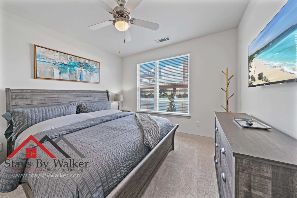 Photo of Bedroom in Oakland