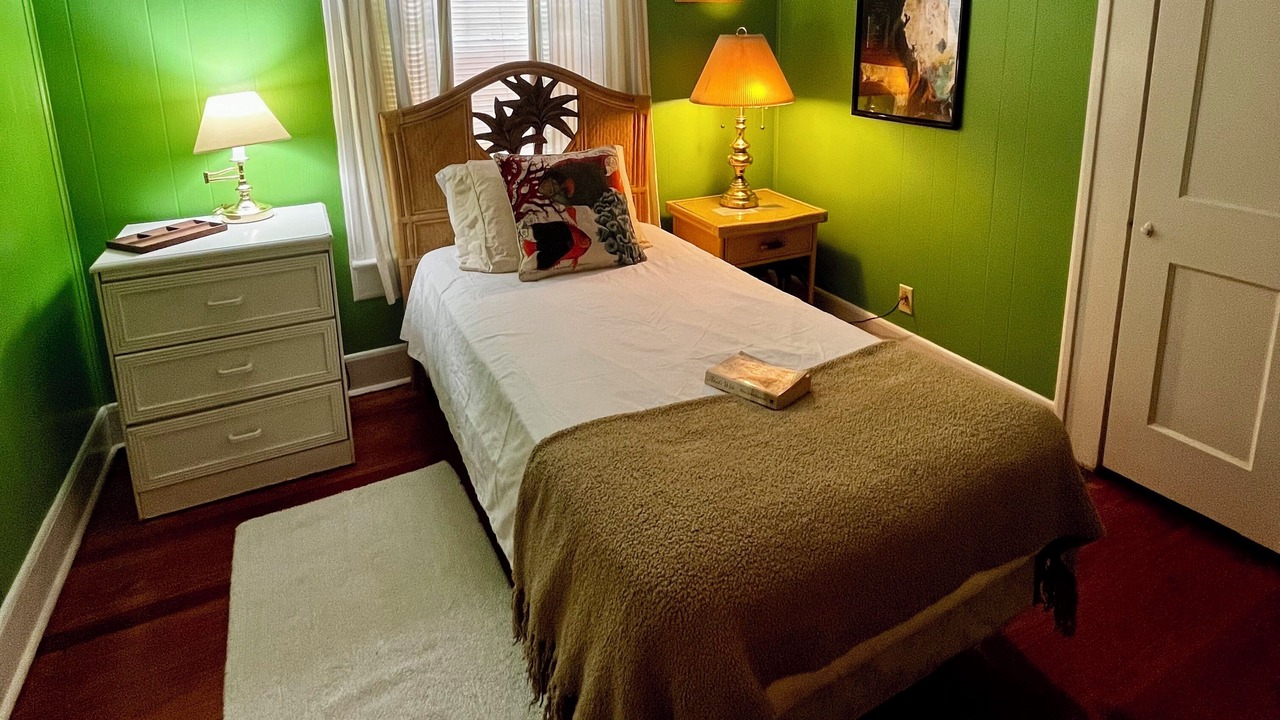 Photo of Bedroom in Apalachicola