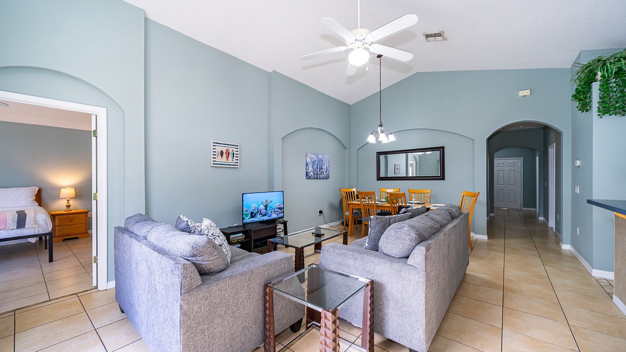 Photo of Livingroom in West Haven
