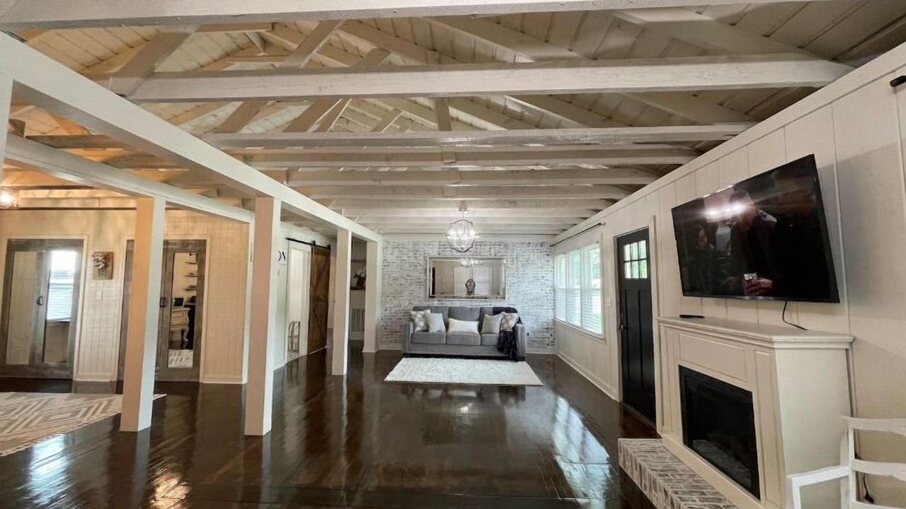 Photo of Livingroom in Kelly