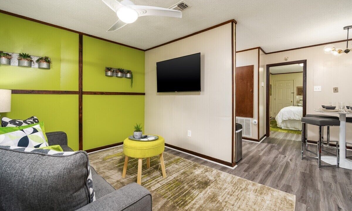 Photo of Bedroom in Pineville
