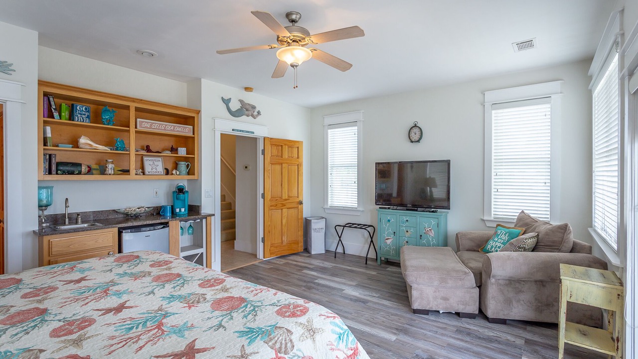 Photo of Bedroom in Carrabelle