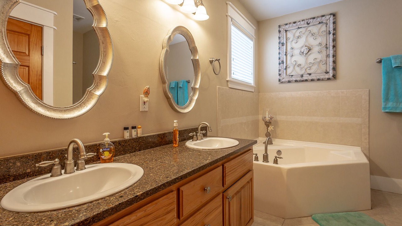 Photo of Bathroom in Carrabelle