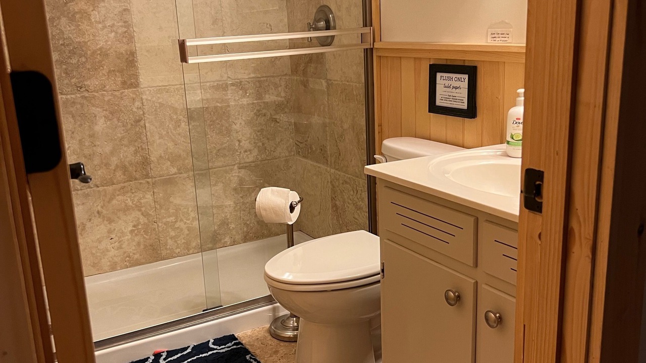 Photo of Bathroom in Reed Creek