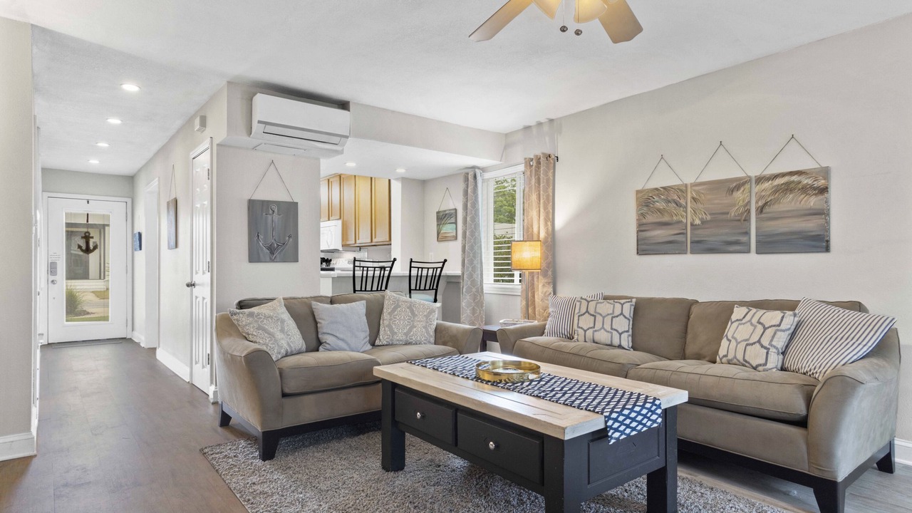 Photo of Livingroom in Gulfport