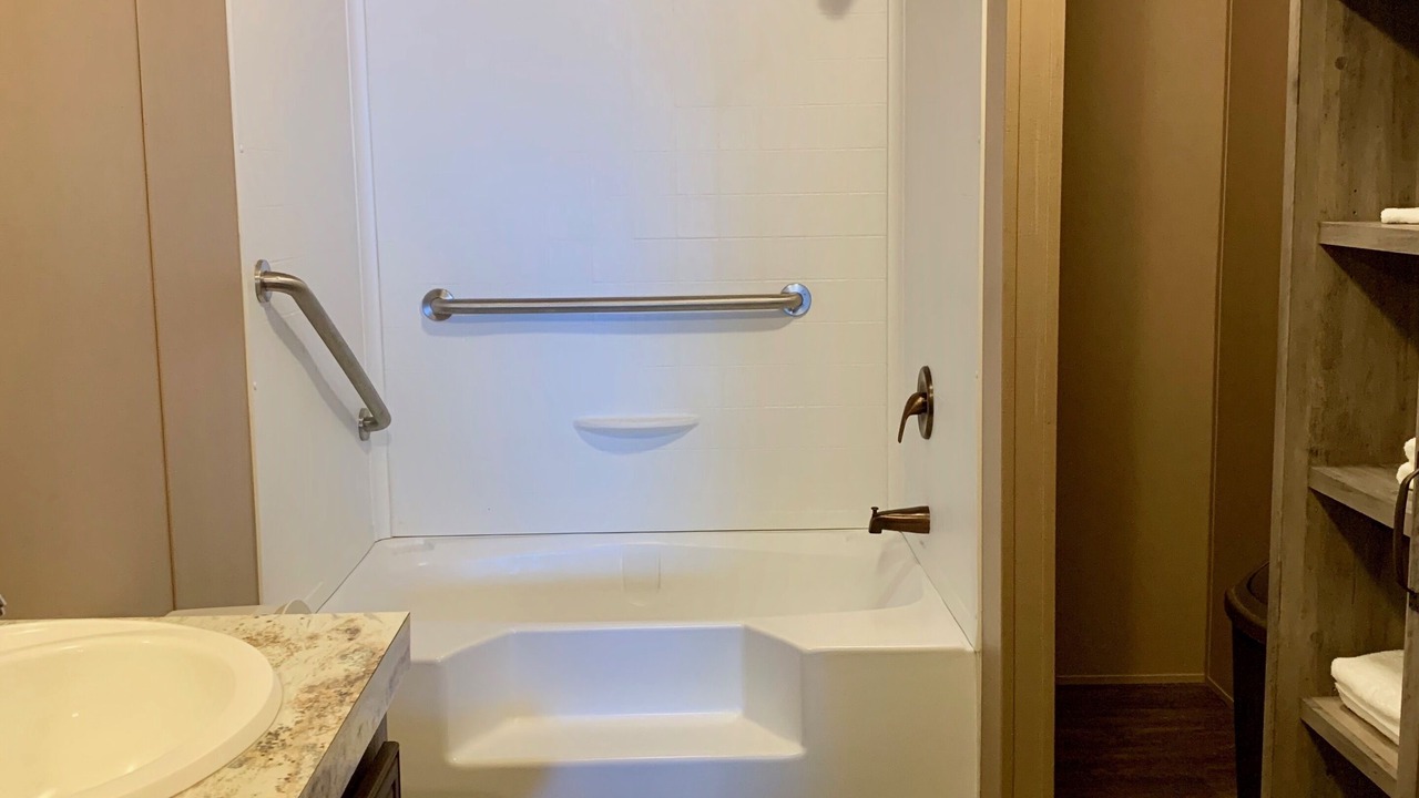 Photo of Bathroom in Huxley