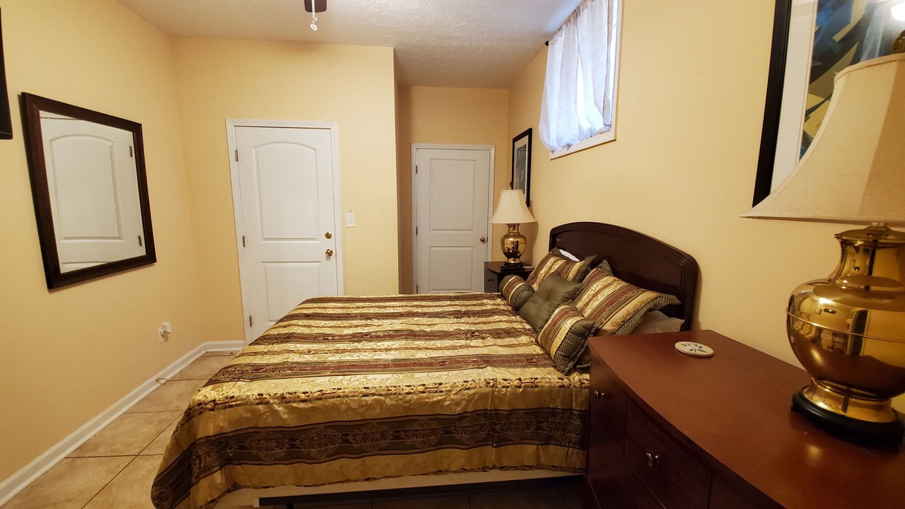 Photo of Bedroom in Cedar Grove