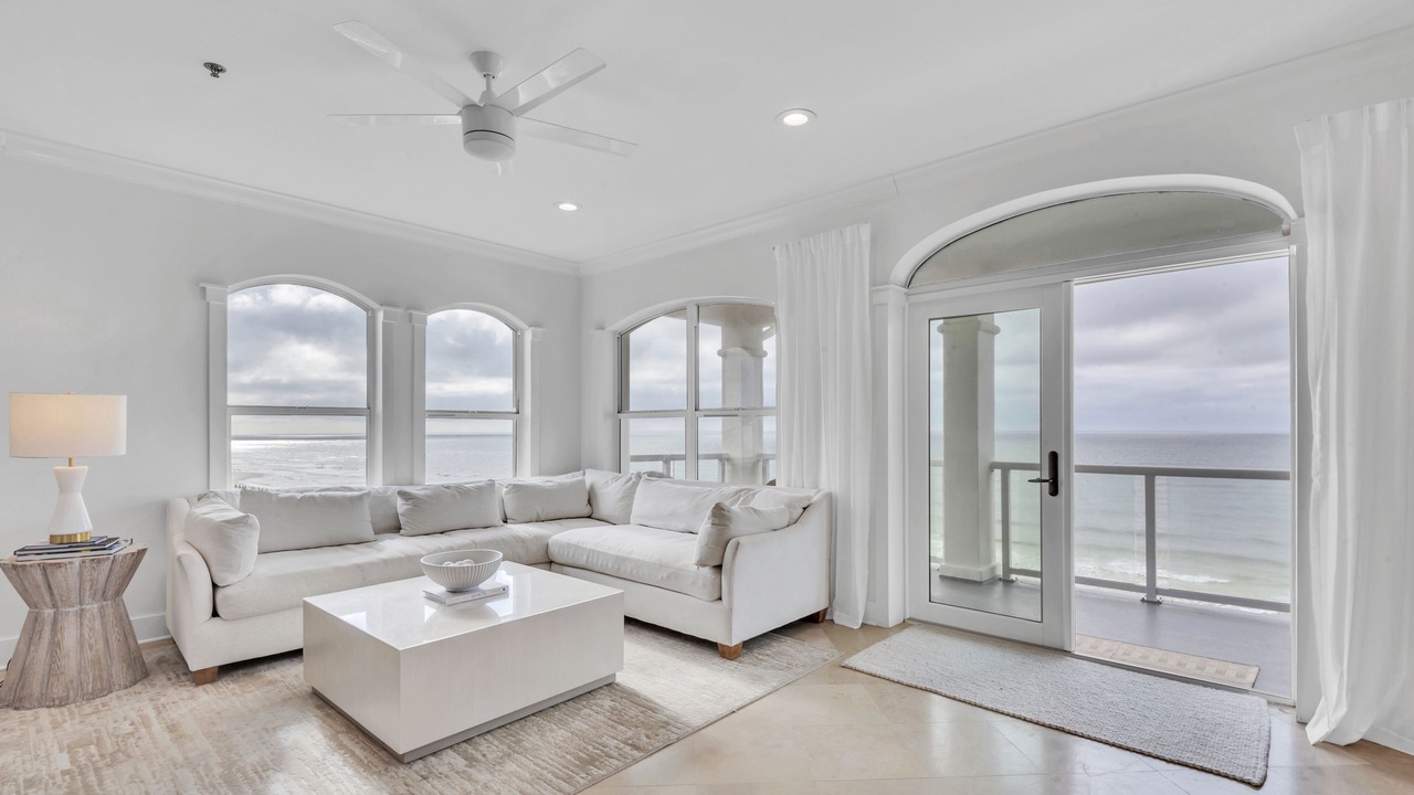 Photo of Livingroom in Rosemary Beach