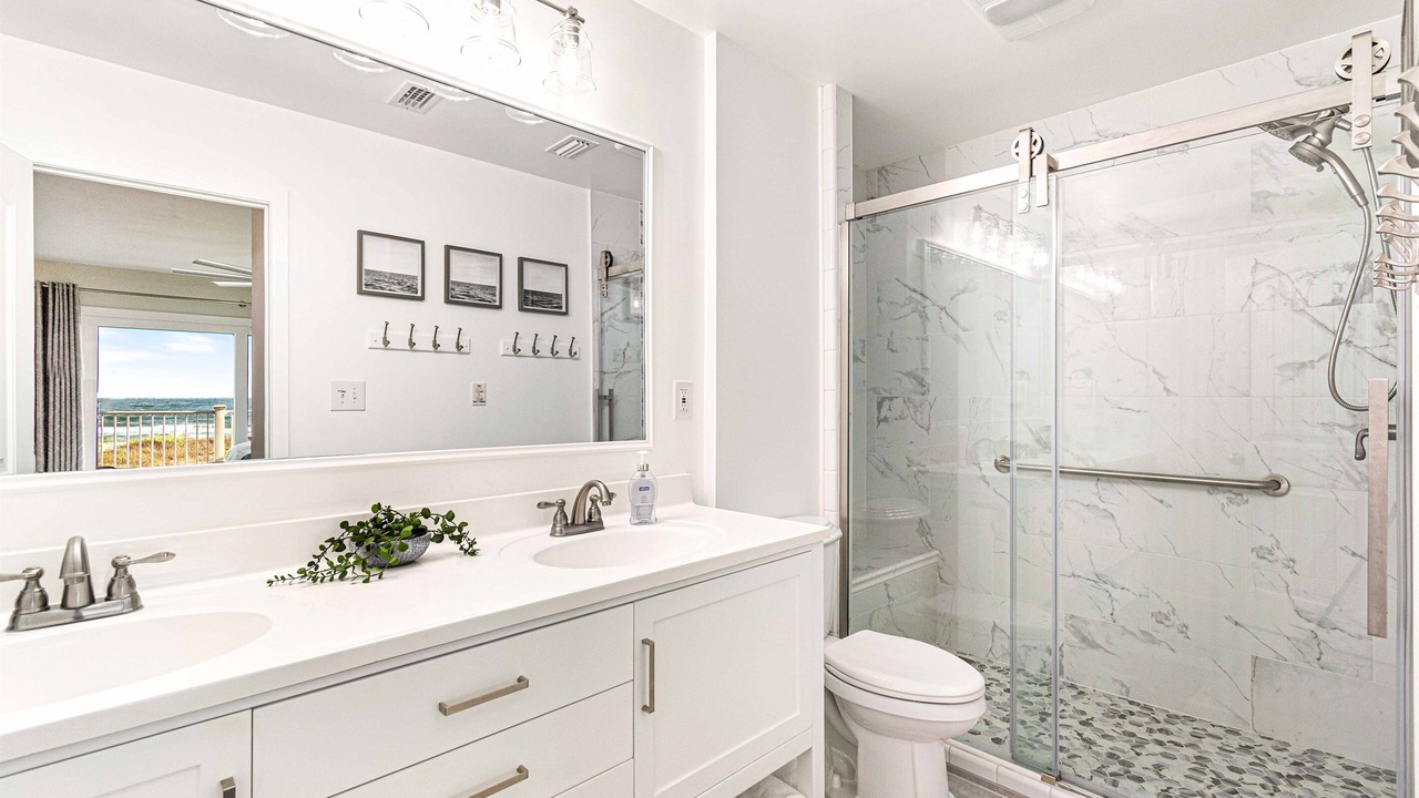 Photo of Bathroom in Southpointe