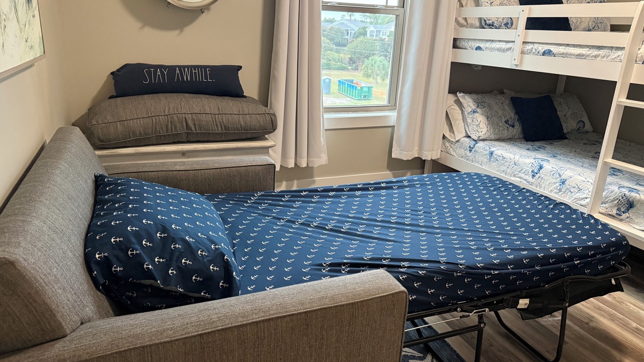 Photo of Bedroom in Long Beach