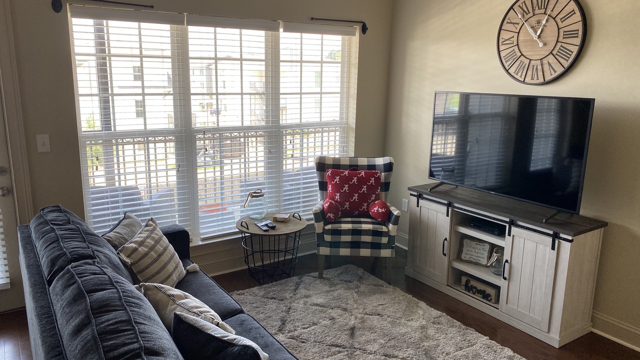Photo of Livingroom in Tuscaloosa