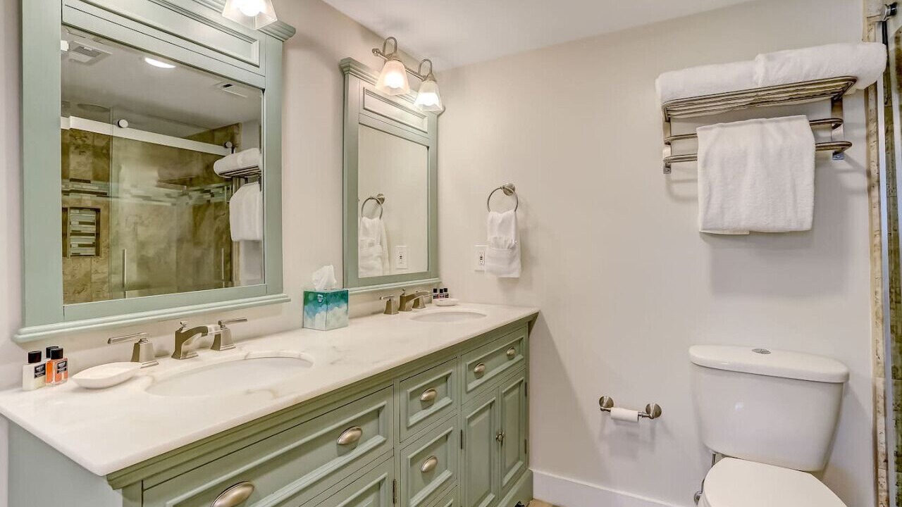 Photo of Bathroom in Fernandina Beach
