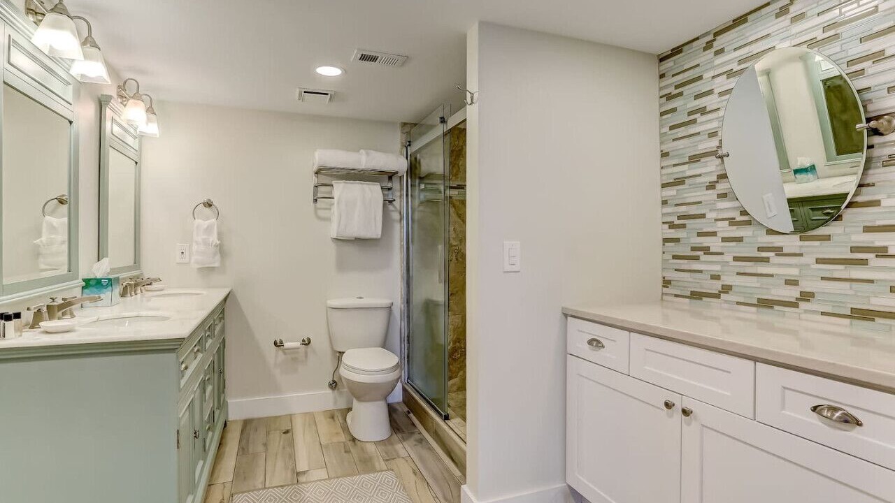 Photo of Bathroom in Fernandina Beach