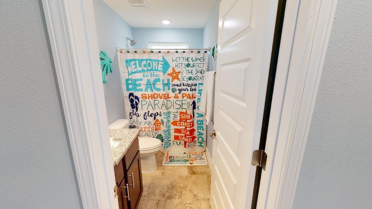 Photo of Bathroom in Oak Court