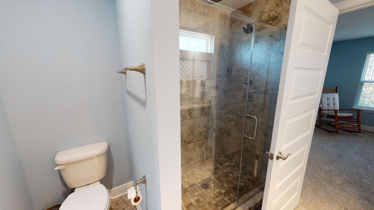 Photo of Bathroom in Oak Court