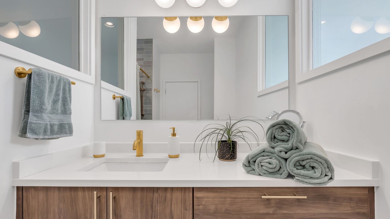 Photo of Bathroom in St. Elmo Improvement League