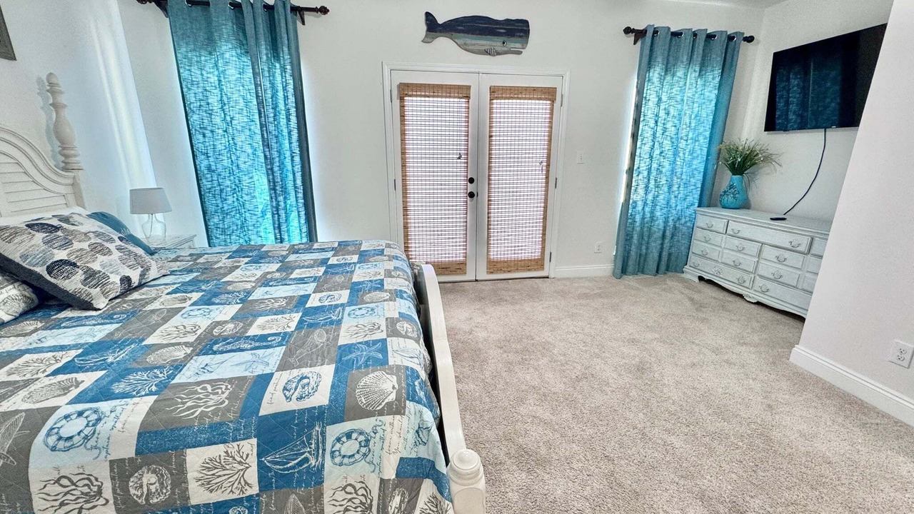 Photo of Bedroom in Gulf Shores