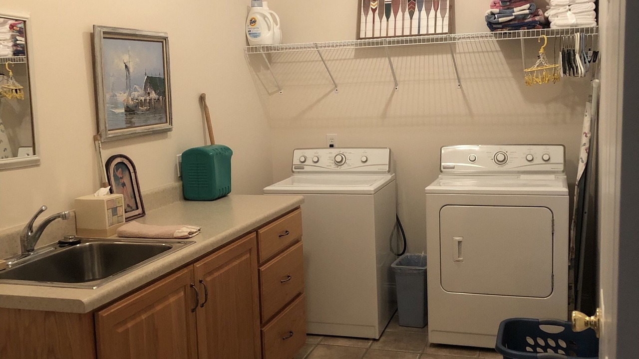 Photo of Bedroom in Groveoak