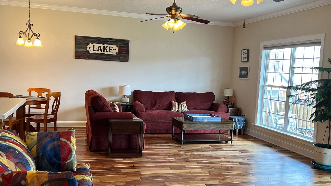 Photo of Bedroom in Groveoak