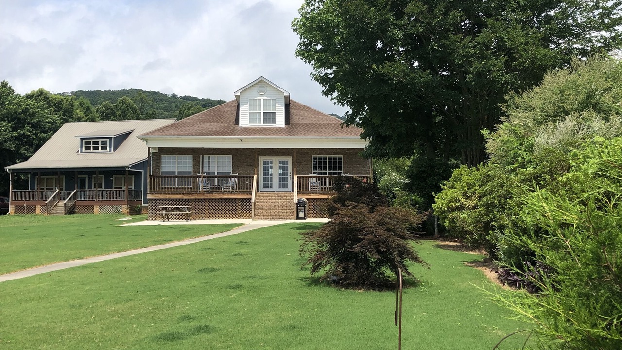Photo of Outdoor in Groveoak