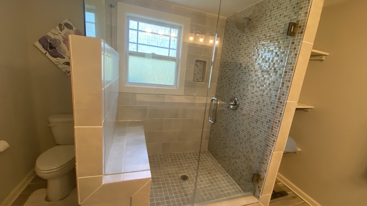 Photo of Bathroom in Gresham Park