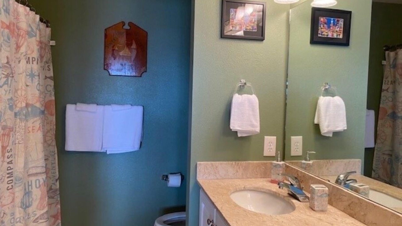 Photo of Bathroom in Innerarity Townhomes