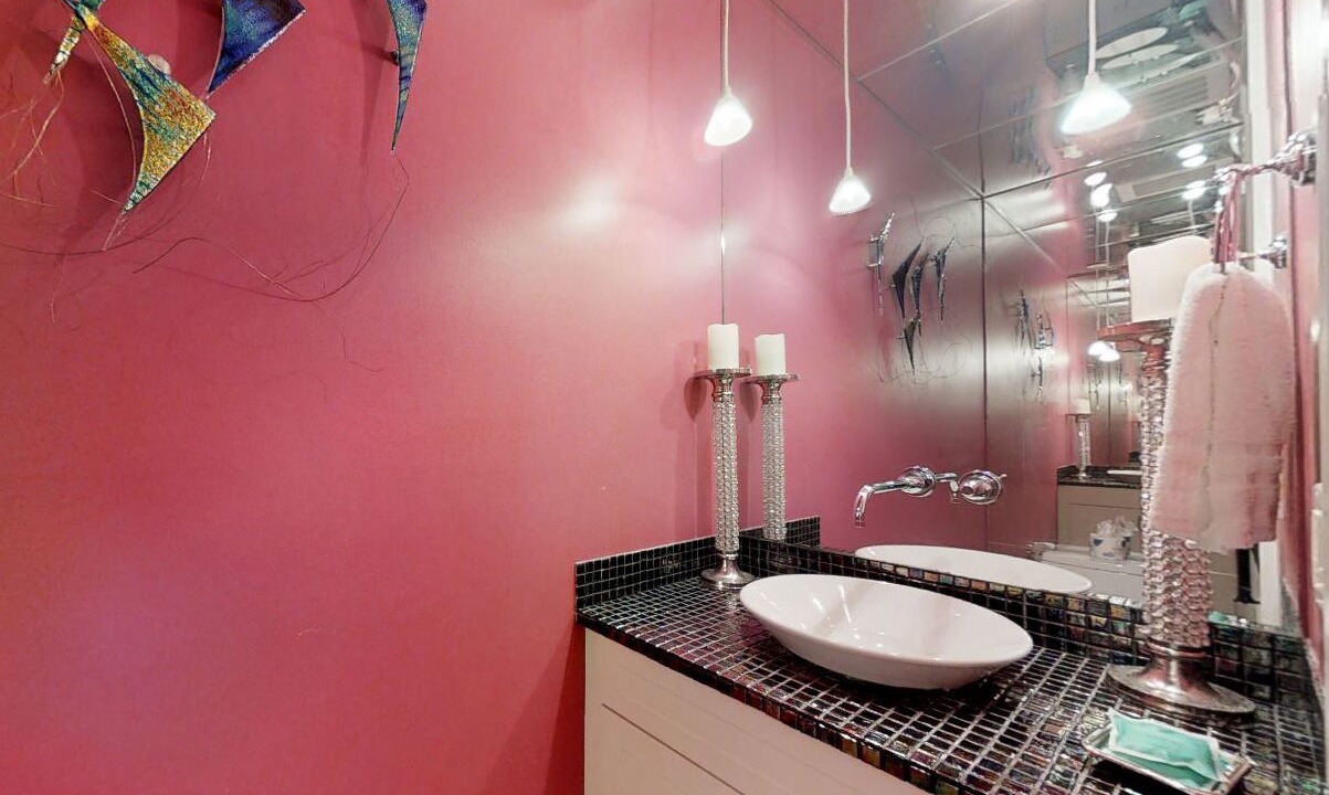 Photo of Bathroom in Ono Island
