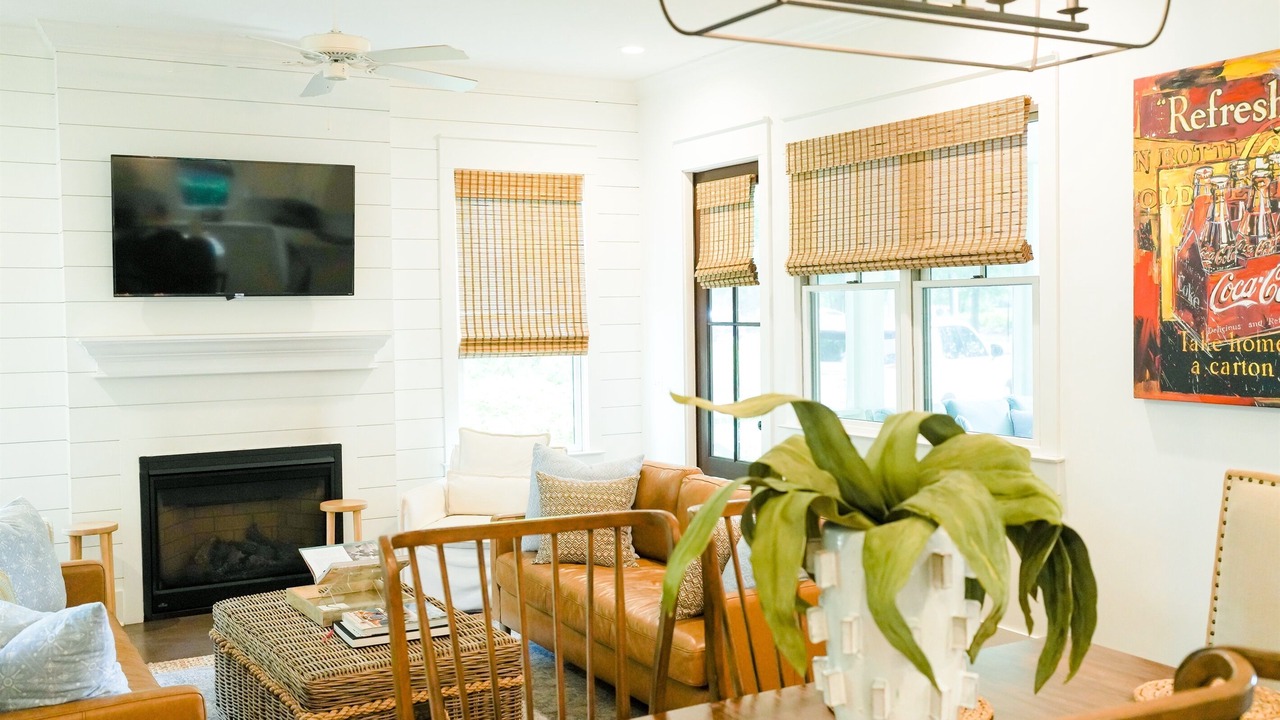Photo of Livingroom in Saint Simons Heights