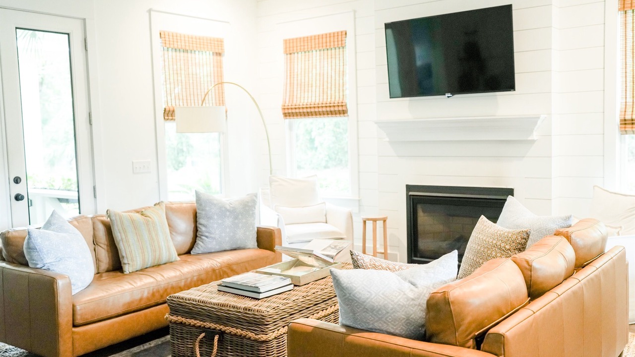 Photo of Livingroom in Saint Simons Heights