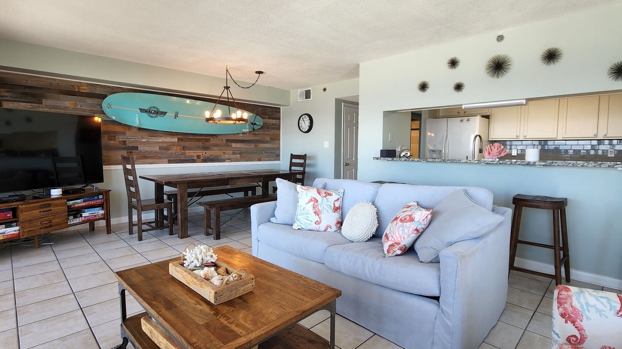 Photo of Livingroom in Ono Island