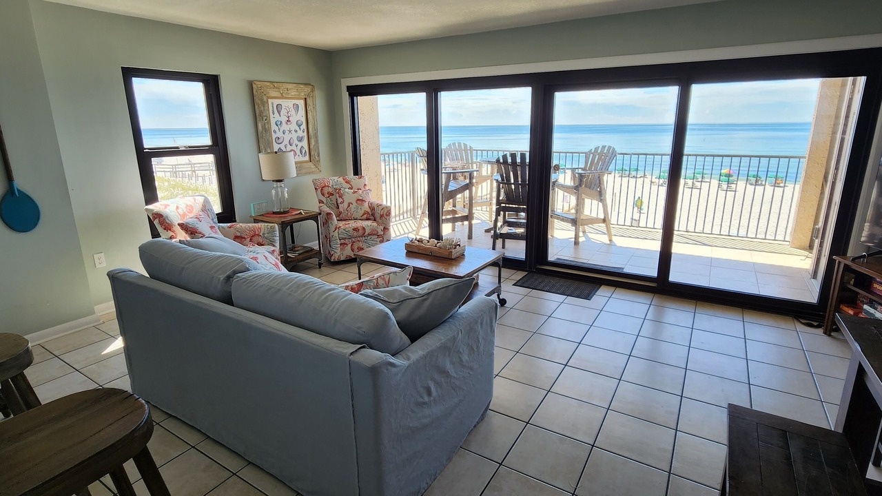 Photo of Livingroom in Ono Island