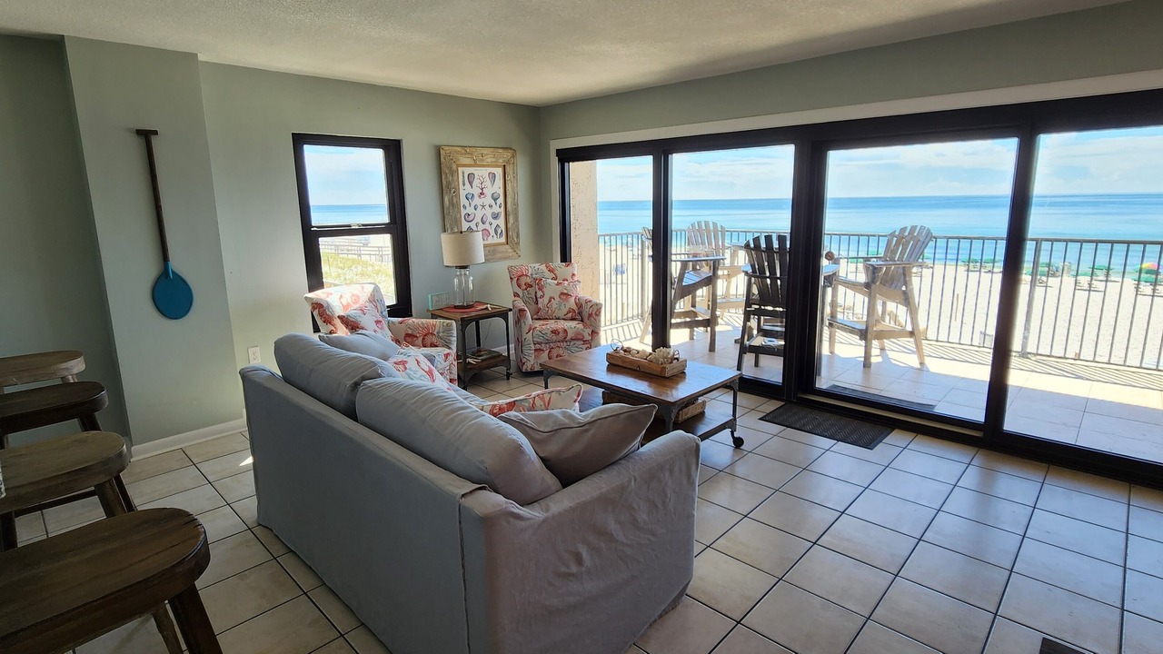 Photo of Livingroom in Ono Island