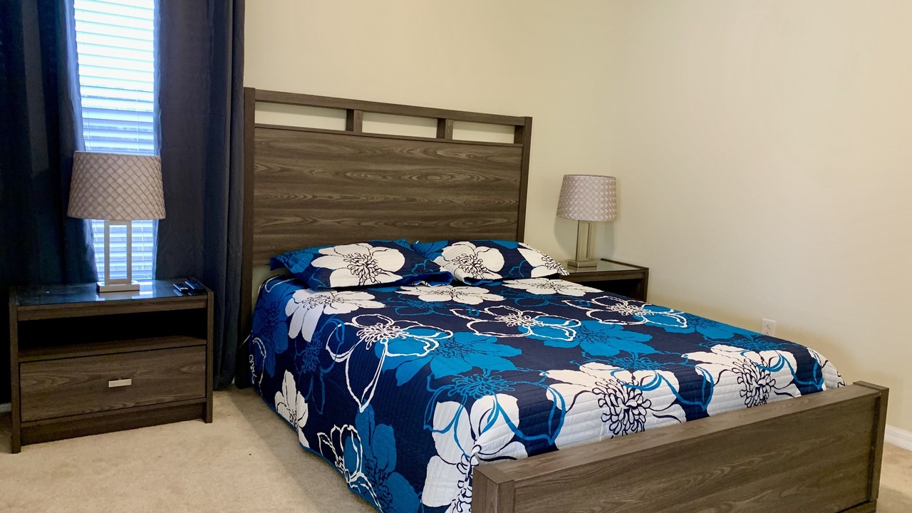 Photo of Bedroom in Watersong