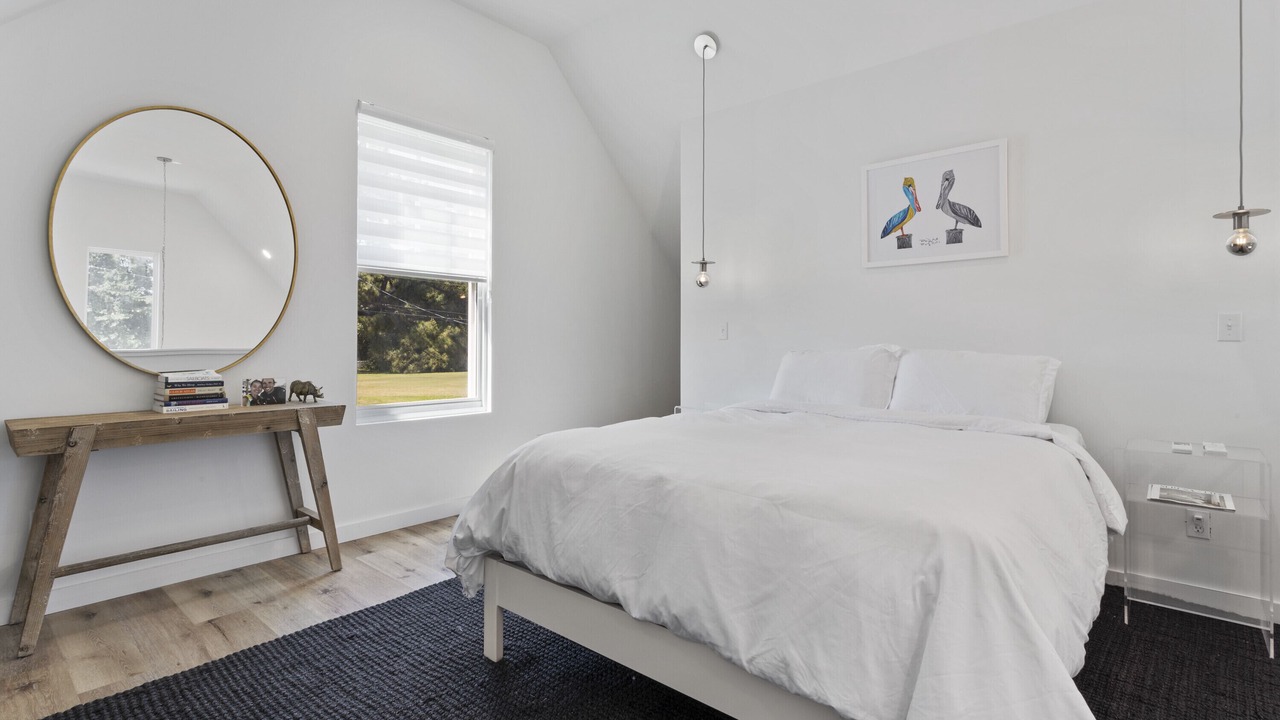 Photo of Bedroom in Gulf Hills