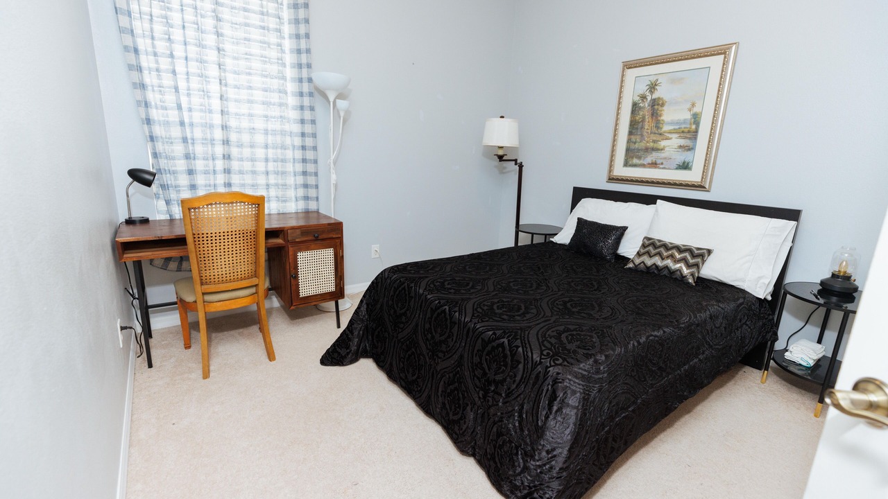 Photo of Bedroom in Casselberry