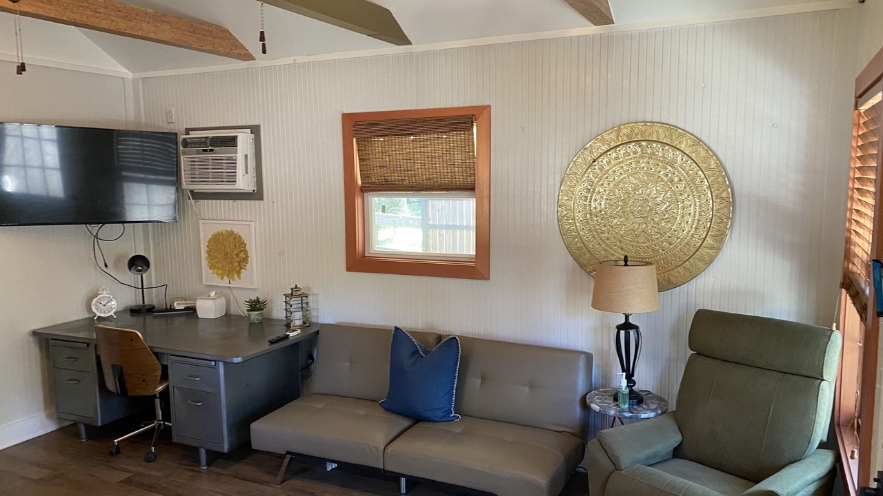Photo of Livingroom in Mandeville