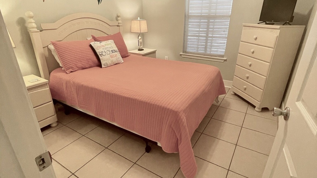 Photo of Bedroom in Orange Beach