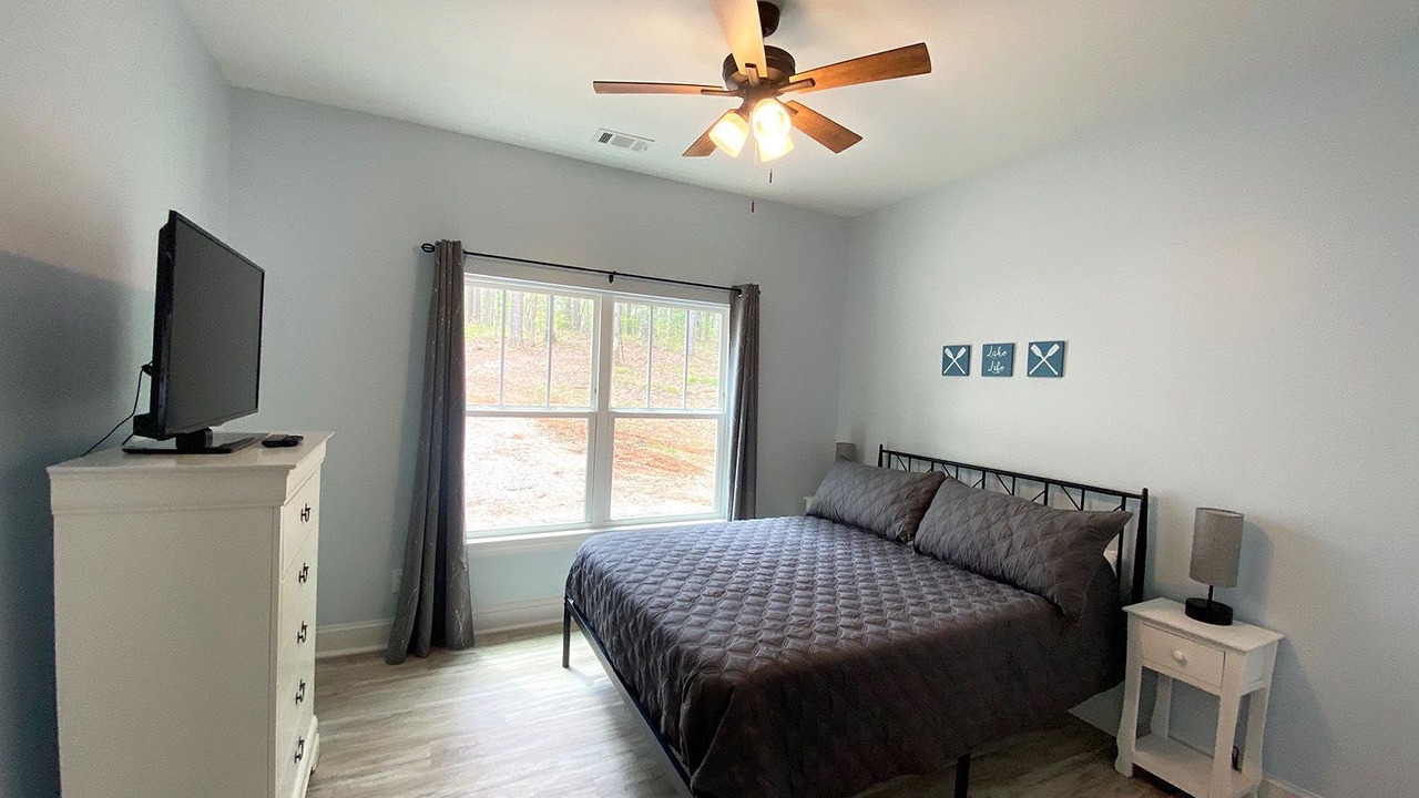 Photo of Bedroom in Eatonton