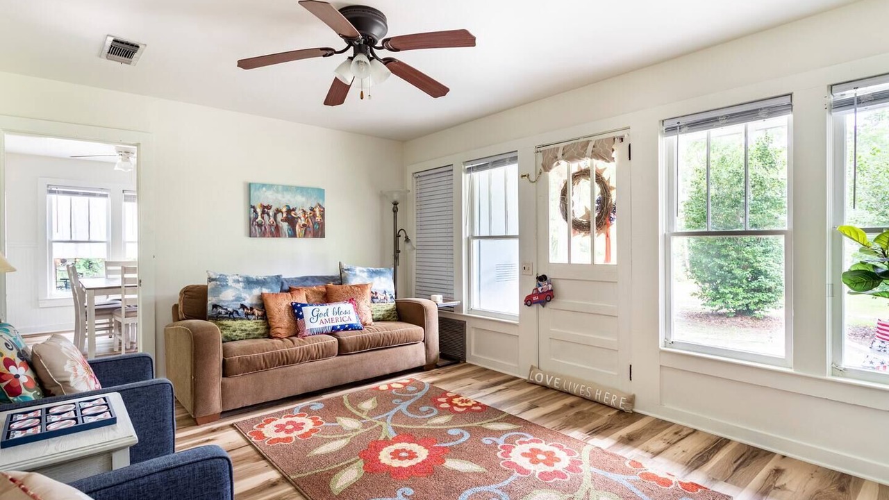 Photo of Livingroom in Stone County