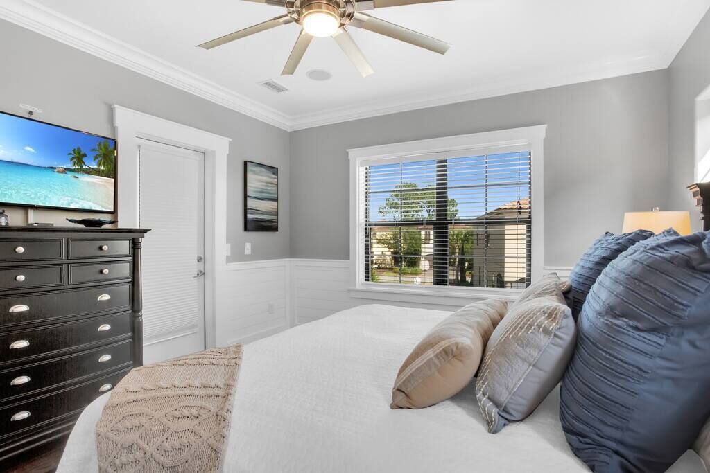 Photo of Bedroom in Villa Lago