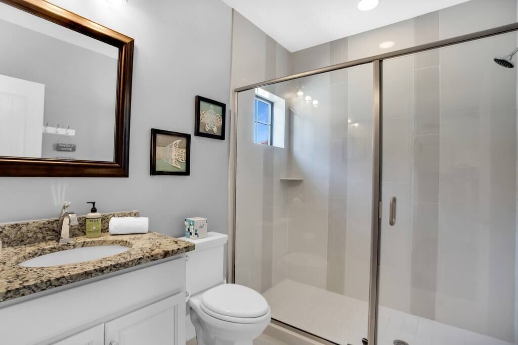 Photo of Bathroom in Villa Lago