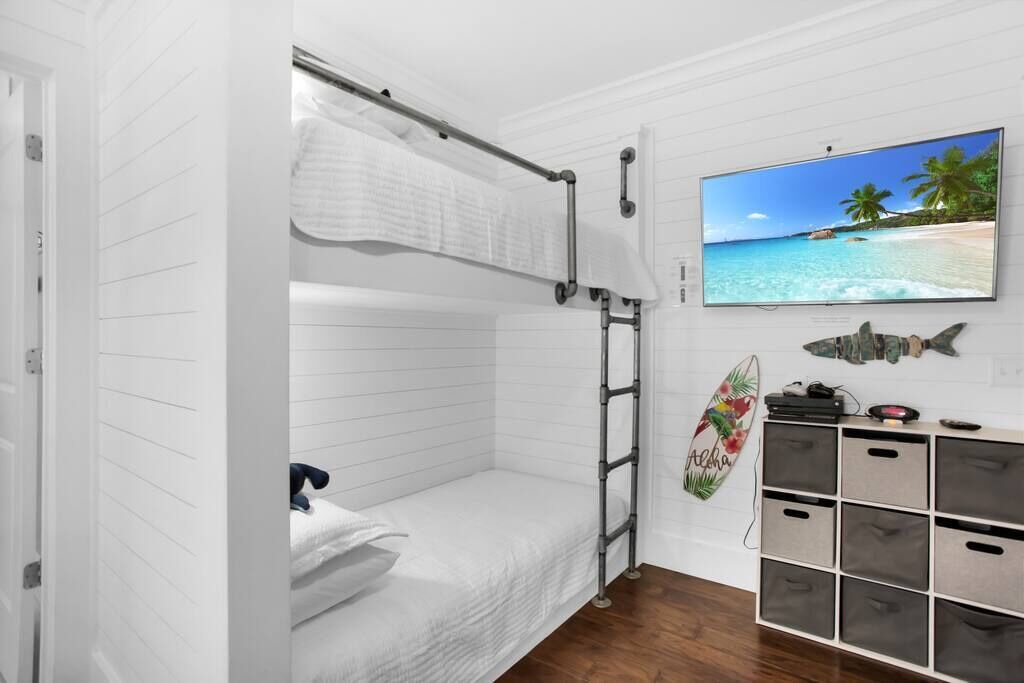 Photo of Bedroom in Villa Lago