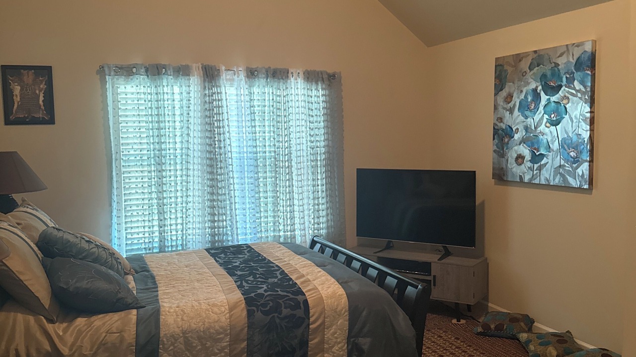 Photo of Bedroom in Grovetown