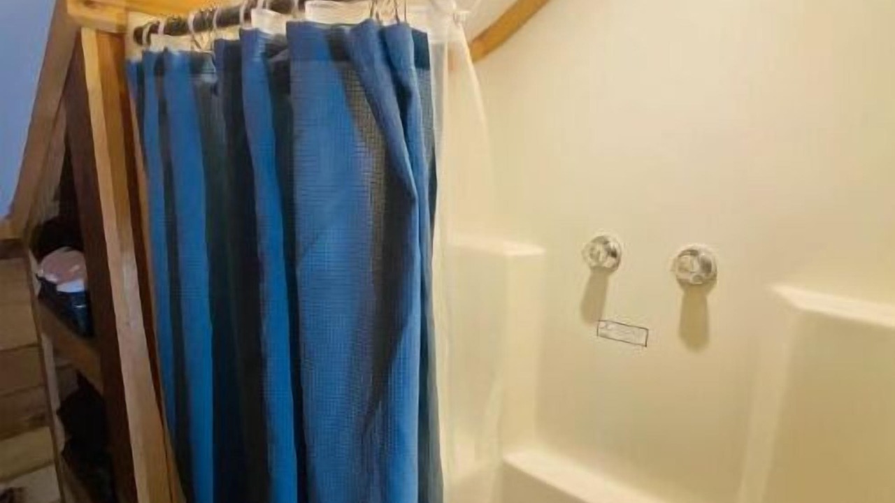 Photo of Bathroom in Laurel